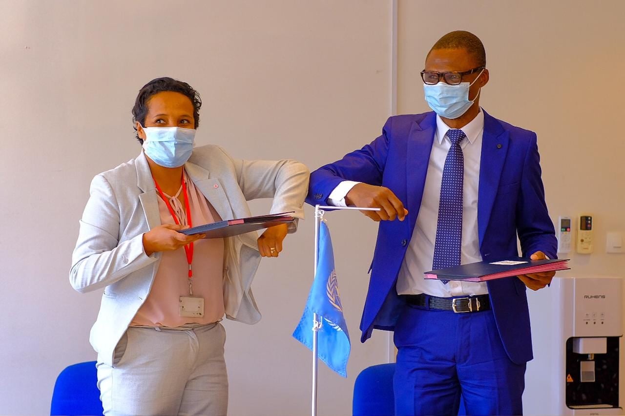 Convention entre l'Organisation Mondiale de la Santé (OMS) et la Croix-Rouge Malagasy (CRM)
